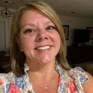 Meet your Posher, Monette